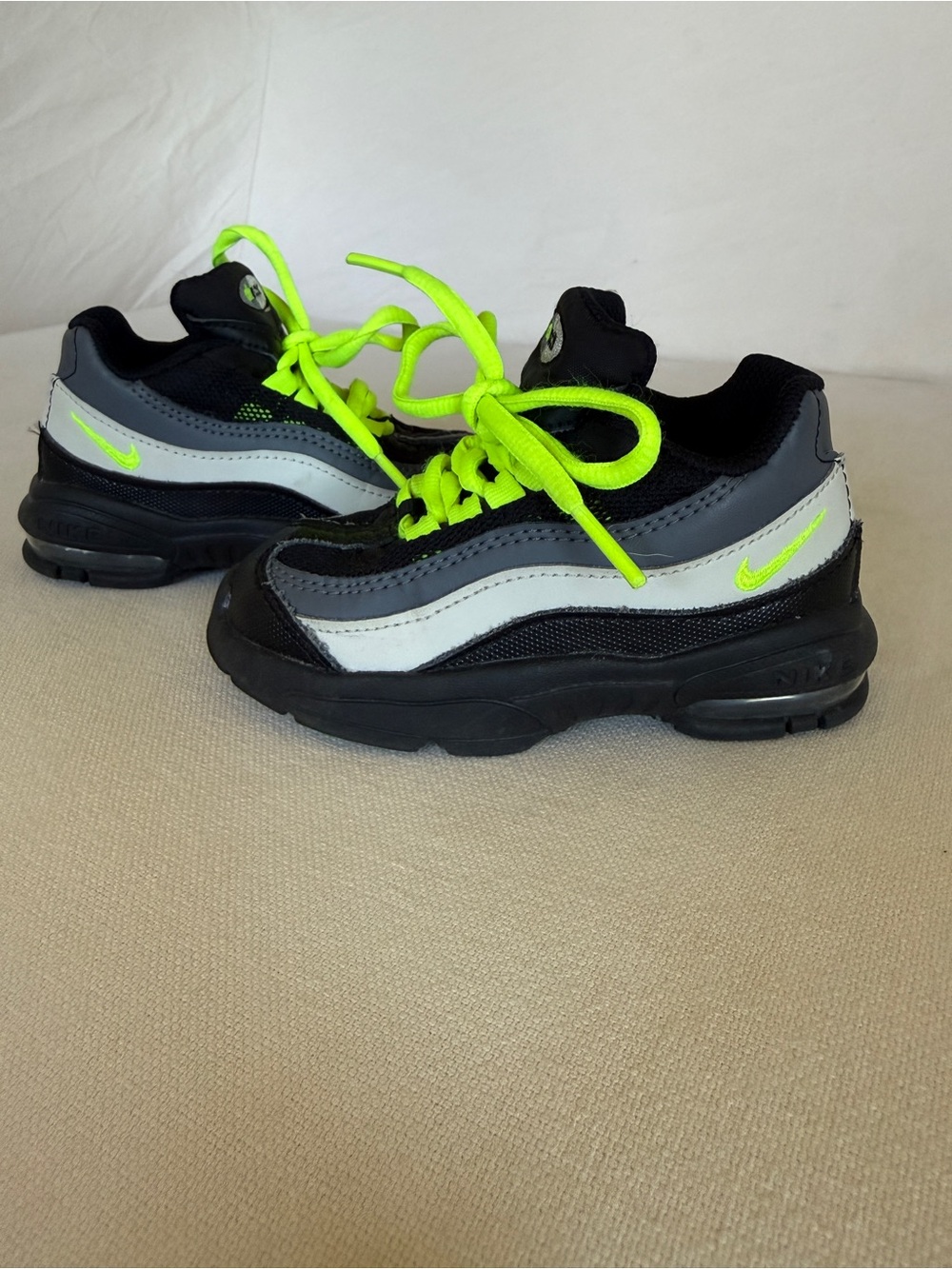 Nike Air Max 95 TD sneakers in a "Black Volt" colorway size 7C